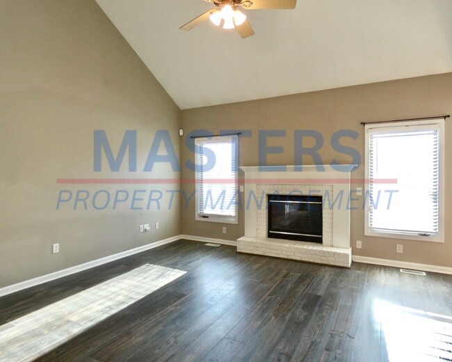 Foto del edificio - For Lease