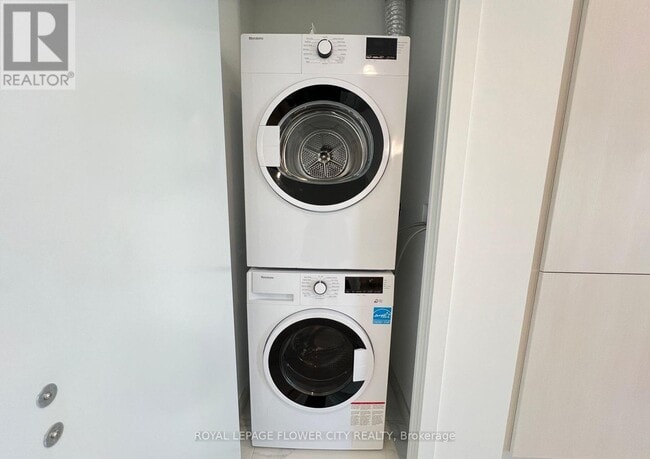 Photo du bâtiment - 82 Dalhousie St