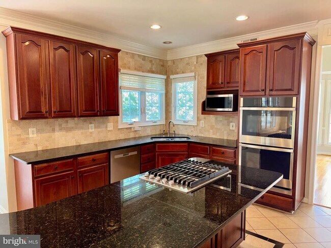 Foto del edificio - 14810 Ashby Oak Ct
