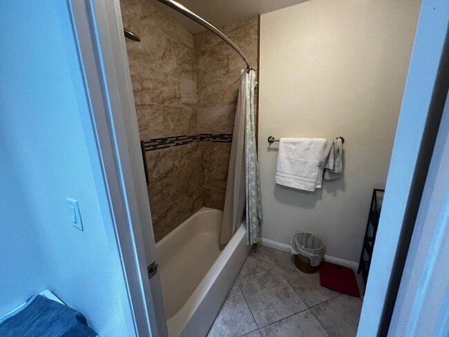 Building Photo - 23328 Alamos Ln