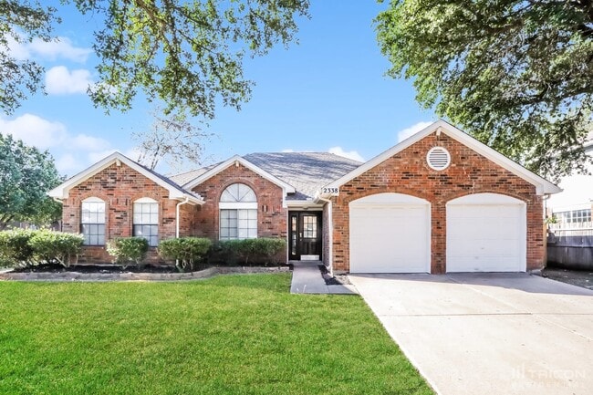 Building Photo - 2338 Weyborn Dr