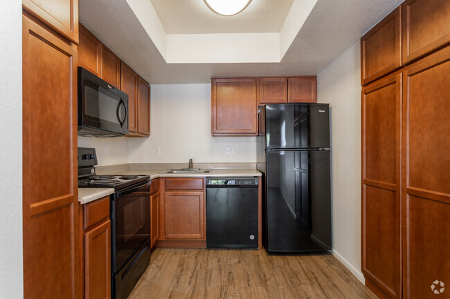 1HAB, 1BA - 503SF - River Point Apartments