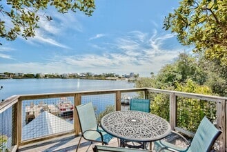 Building Photo - 291 S Gulf Dr