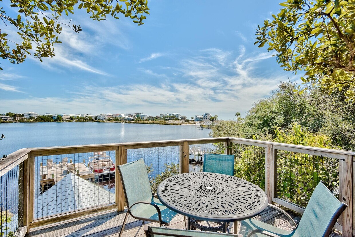 Foto principal - 291 S Gulf Dr
