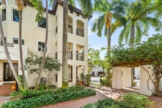 Building Photo - 1910 Coastal Bay Blvd