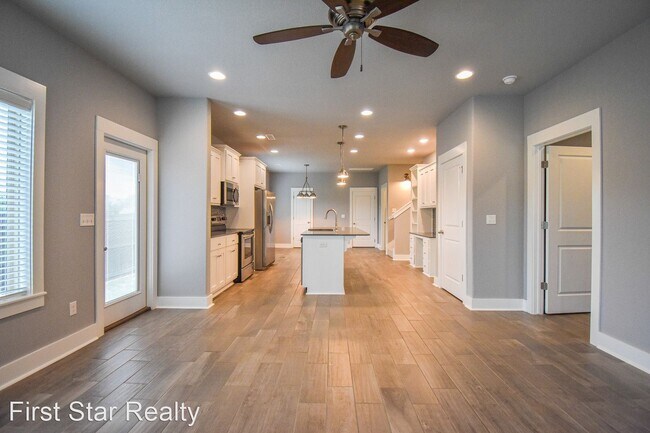 Building Photo - 4 br, 3.5 bath House - 3496 W Cork Lane
