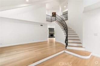 Building Photo - 5503 Hartglen Pl