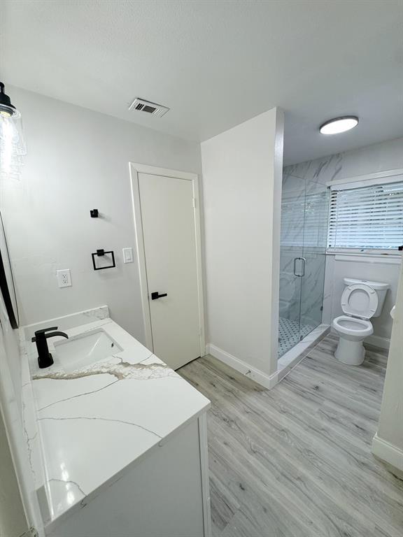 Foto del edificio - 5027 Darnell St