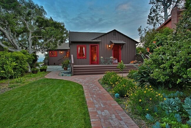 Building Photo - 2505 Medcliff Rd