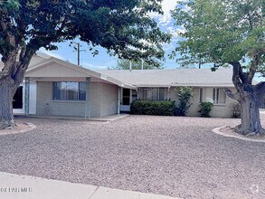 Building Photo - 3330 Wedgewood Dr