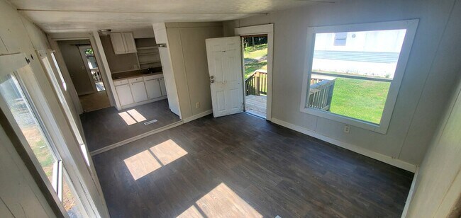 Foto del edificio - Christ Cornerstone MHC