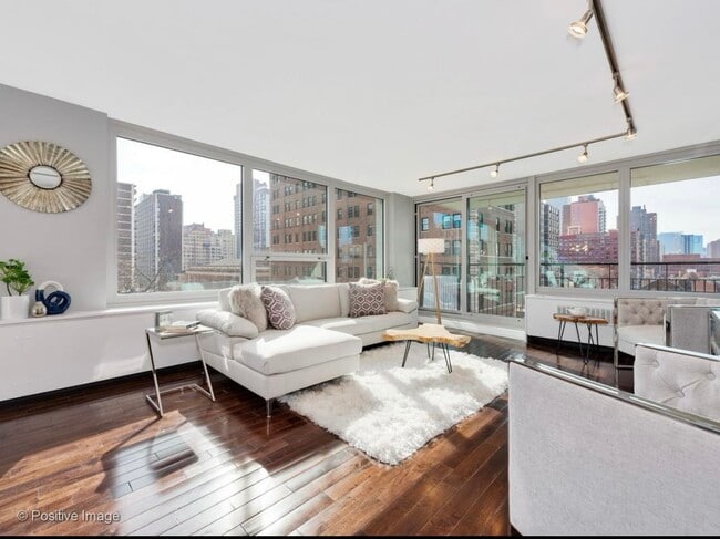 Building Photo - 88 W Schiller St
