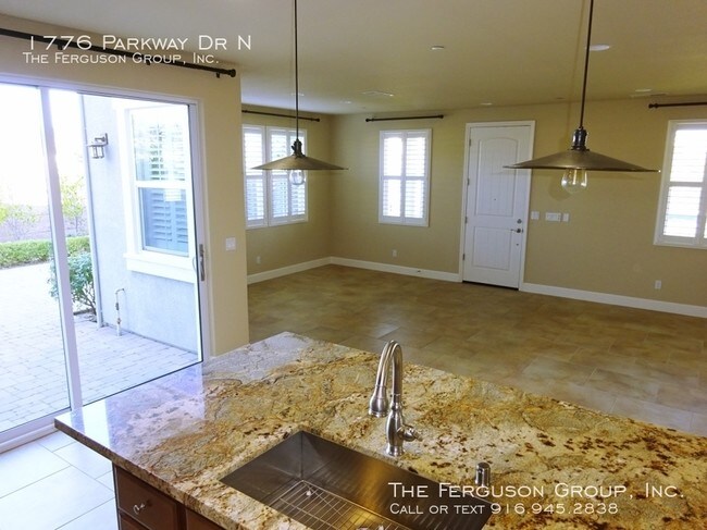 Foto del edificio - Former Model Home in the Heart of Folsom