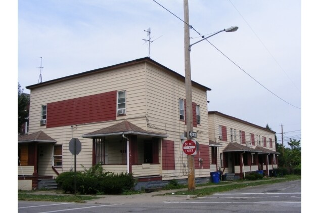 Foto principal - 5323 Mound Ave