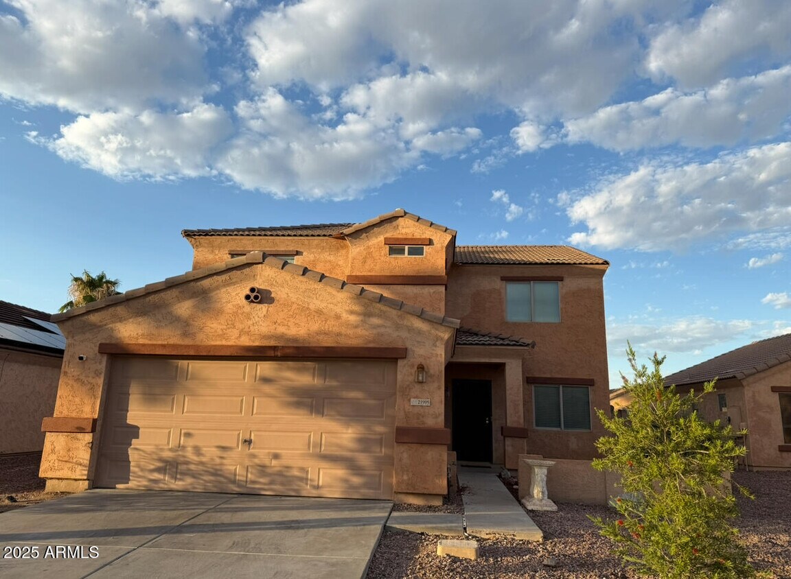 Primary Photo - 21995 W Cocopah St