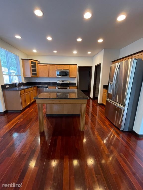 Foto del edificio - 4 br, 2.5 bath House - 18814 88th Avenue East