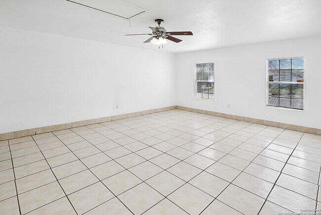 Foto del edificio - Charming 3 Bedroom in Pipers Meadow