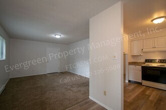 Building Photo - 211 N Shields St