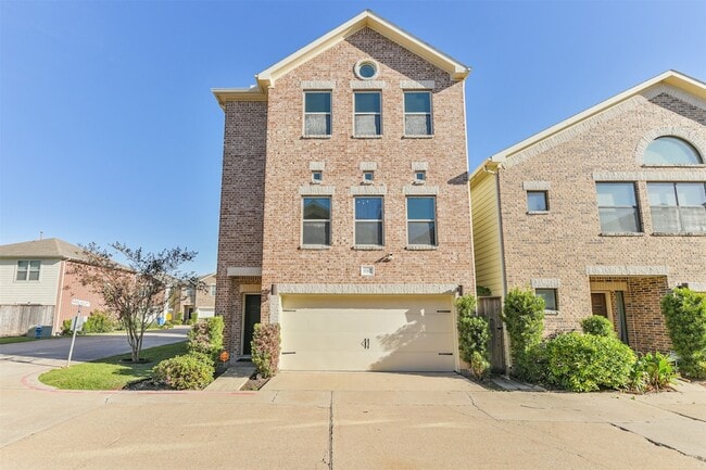 Photo - 11307 Main Holly Dr House