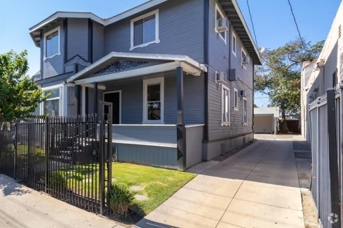 Student Housing Near USC Univ Southern Calif