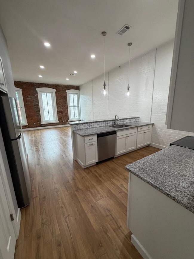 Foto del edificio - 616 Main St