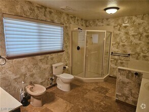Building Photo - 7733 Radcliff St