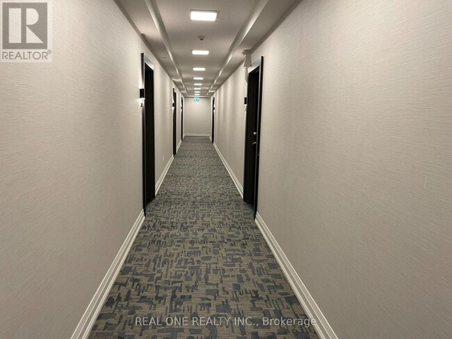 Building Photo - 212 King William St