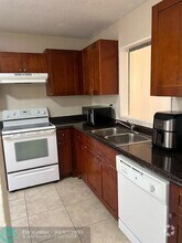 Building Photo - 403 NW 68th Ave