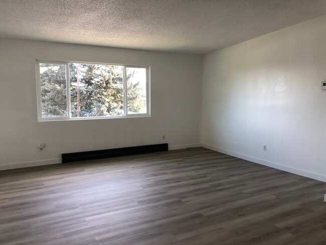 Foto del edificio - 1735 NE Wheatland Dr