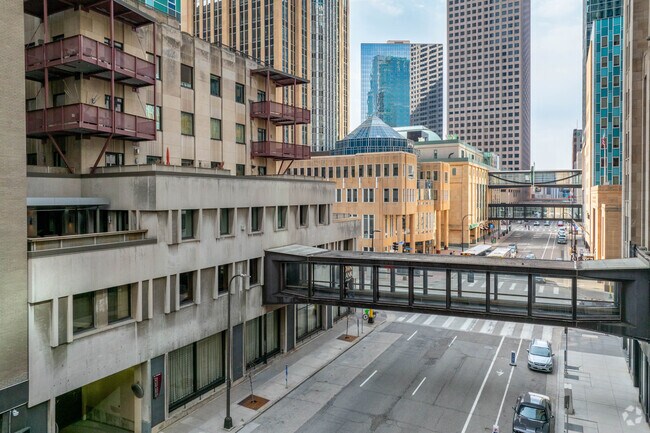 Foto del edificio - 601-607 Marquette Ave