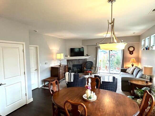 Foto del edificio - 1479 McCleary Ln