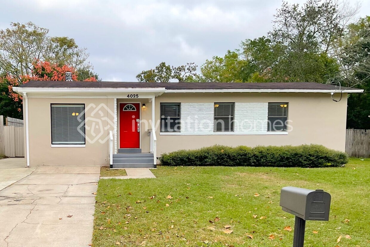 Foto principal - 4025 Loys Dr