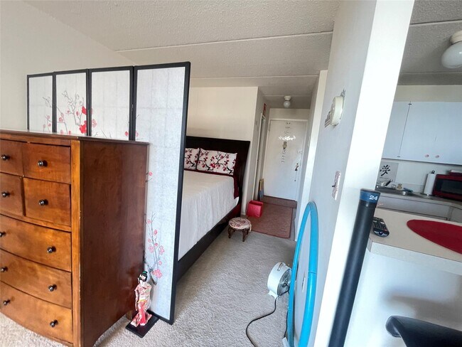 Foto del edificio - 1155 Warburton Ave