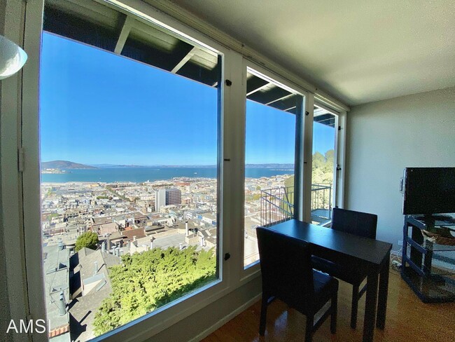 Building Photo - 1 br, 1 bath House - 980 Green Street # 3
