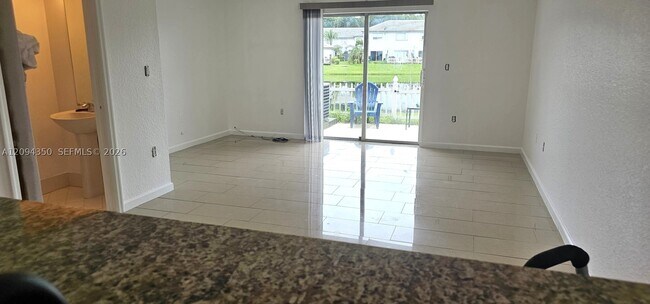 Foto del edificio - 14320 SW 120th Ct