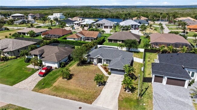 Building Photo - 2616 SW 29th Ave