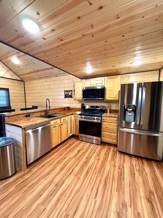 Building Photo - 49179 Scorpio Ct