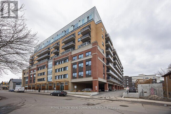 Building Photo - 652-652 Princess St
