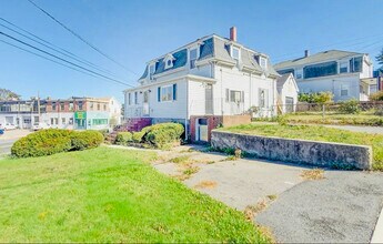 Building Photo - 187 Washington St