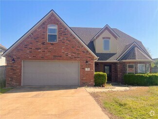 Building Photo - 711 Saddlehorn Dr