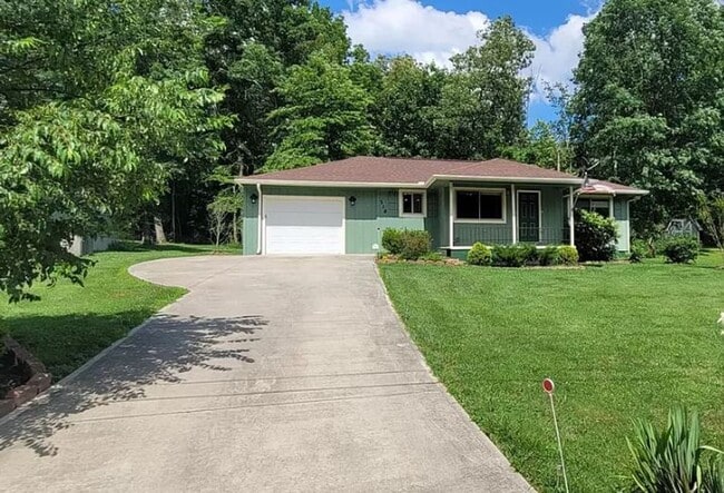 Building Photo - Darling *UNFURNISHED* two bedroom / 2 bath home located in the middle of beautiful Fairfield Glade.