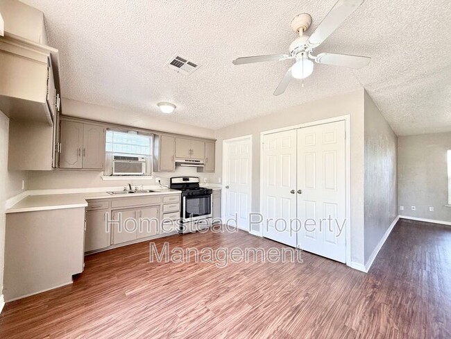 Photo - 324 NW 91st St House