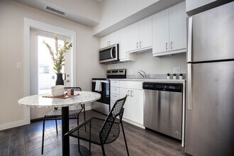 Building Photo - Bison Pointe