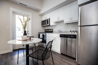 Building Photo - Bison Pointe