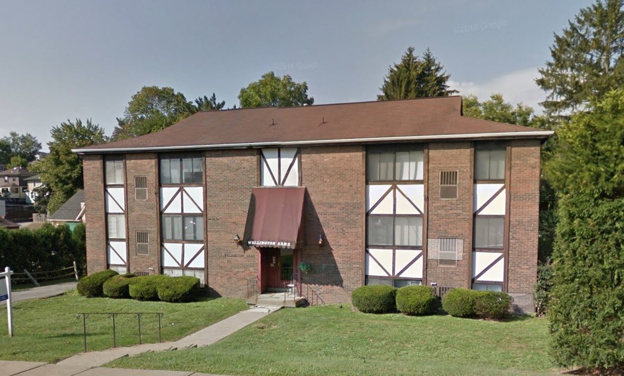 Primary Photo - 531 Perry Hwy