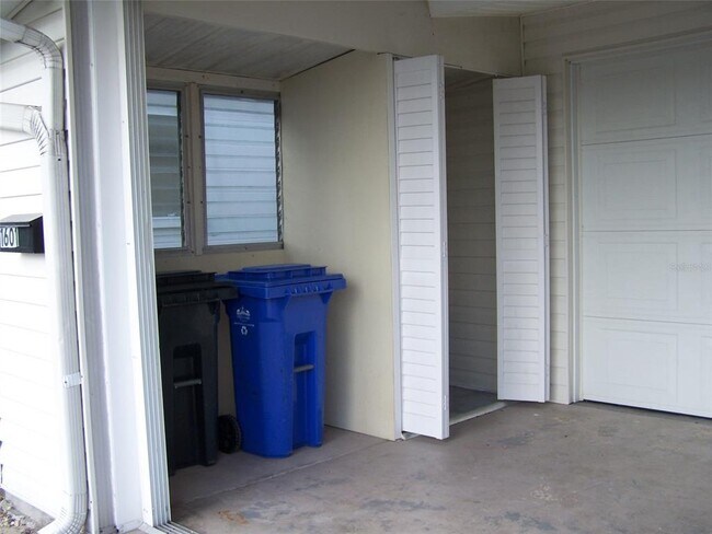 Building Photo - 1601 Council Dr