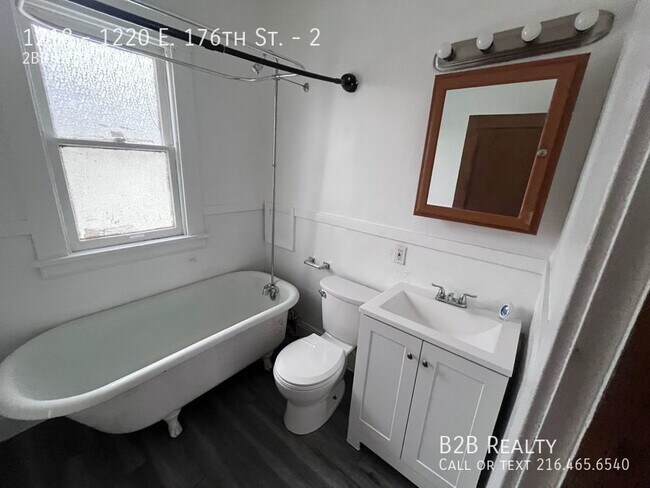 Foto del edificio - 1218-1220 E 176th St