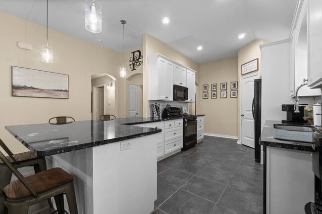 Building Photo - 28987 Birch Green Way