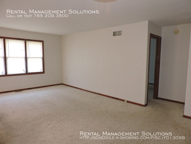 Building Photo - Shawnee Heights School District- 2BED/2BATH