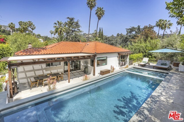 Foto principal - 2145 Hollyridge Loop